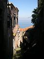 borgo affacciato sul mare